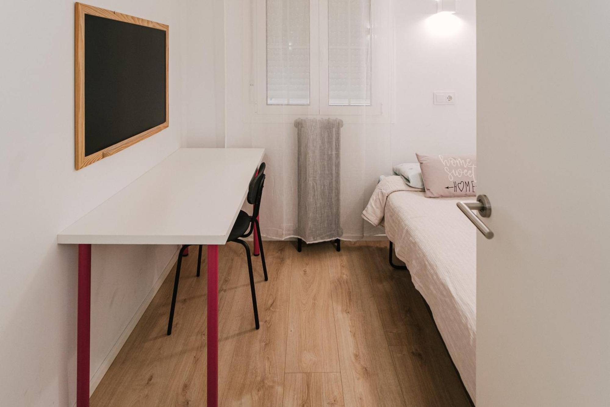 Lujoso Y Amplio Apartamento Con Parking Incluido León Zewnętrze zdjęcie