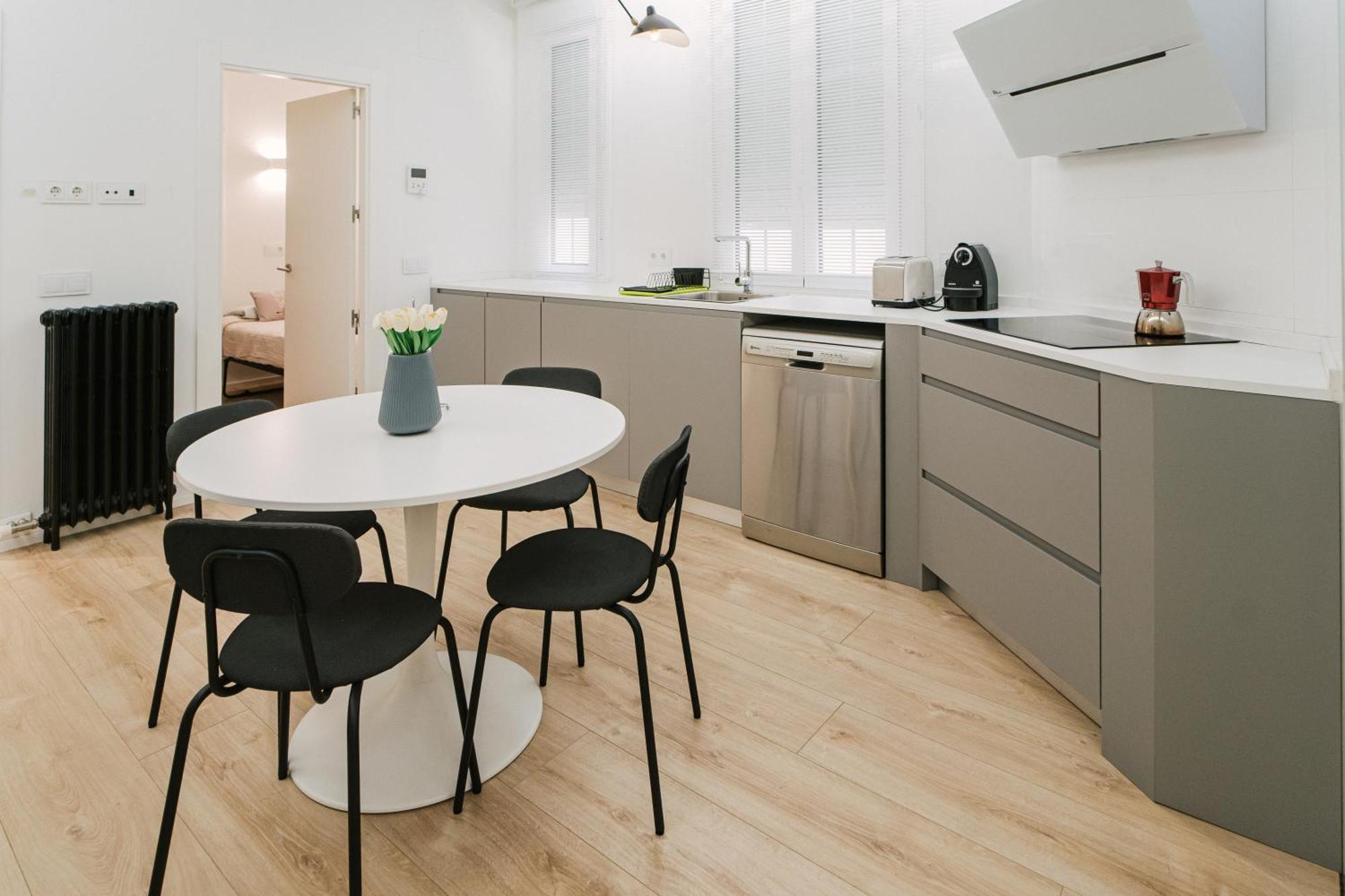 Lujoso Y Amplio Apartamento Con Parking Incluido León Zewnętrze zdjęcie